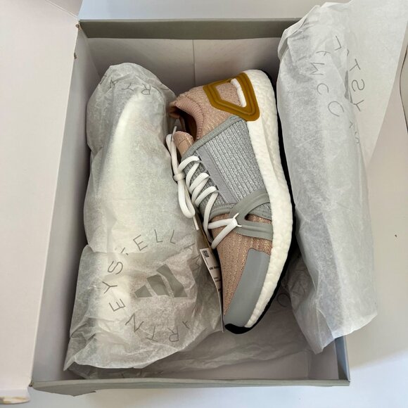 NEW aSMC adidas by Stella McCartney UltraBOOST 20 IH0093 Running Shoe - Picture 2 of 16